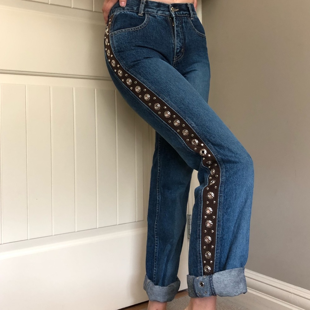 Vintage high waisted jeans